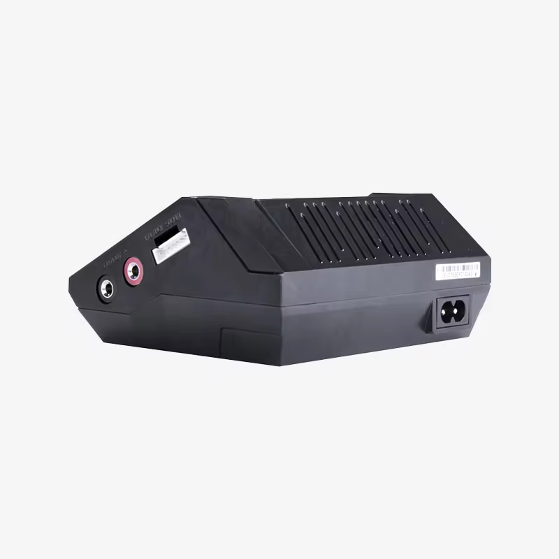 Caricabatterie Intelligente EV - Drone Battery recensione e prezzo